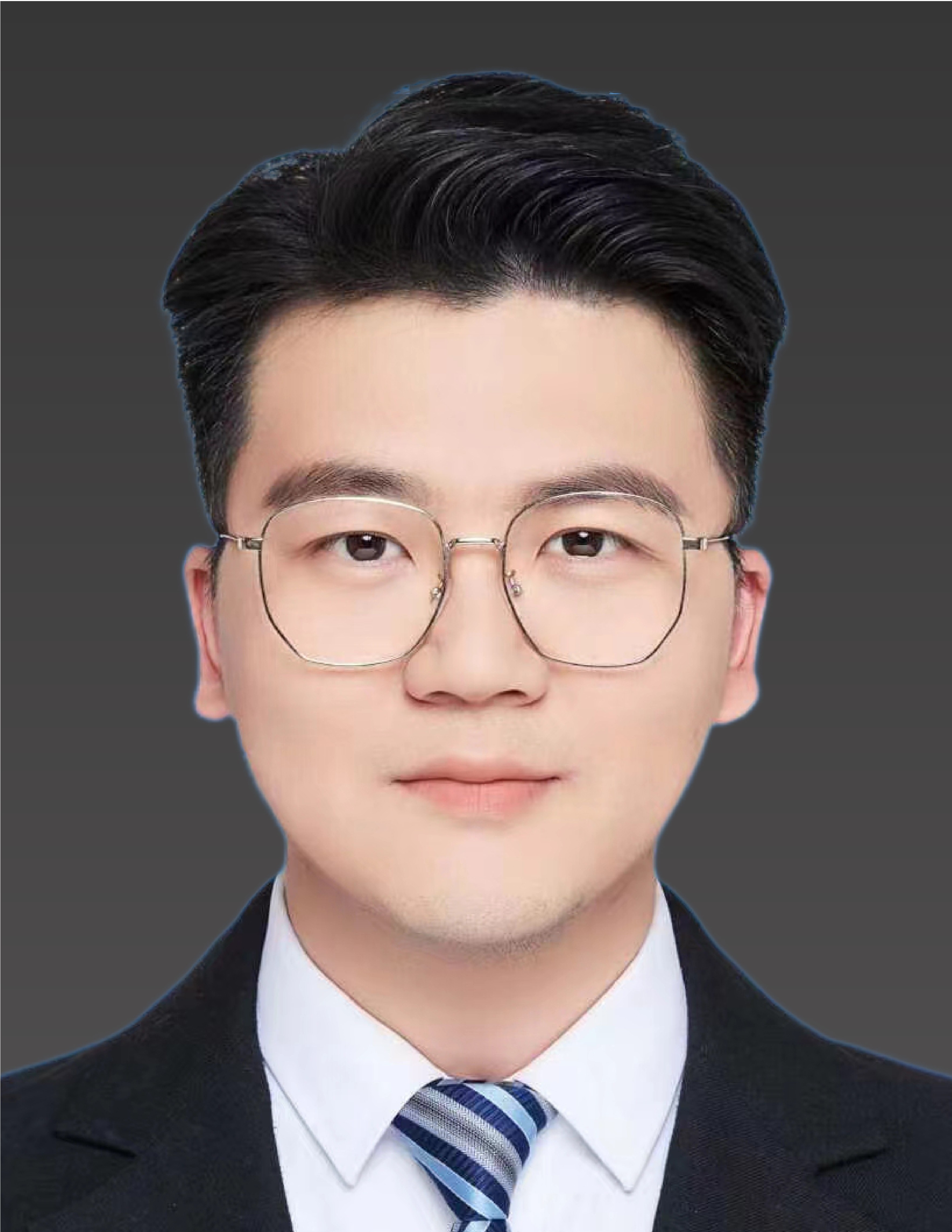 1666768547648681.jpg 崔巍.jpg